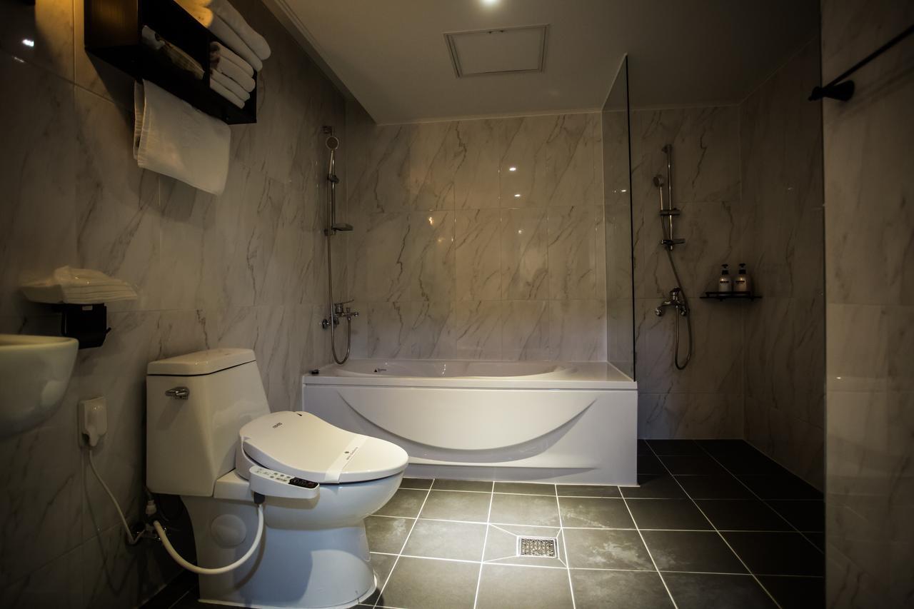 Gallery Tourist Hotel Cheongju Exterior foto