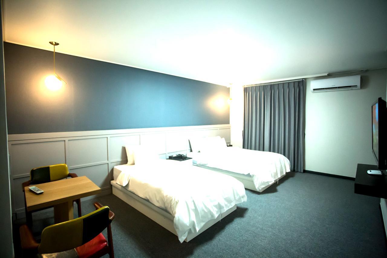 Gallery Tourist Hotel Cheongju Exterior foto
