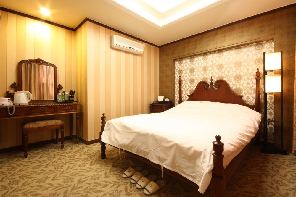 Gallery Tourist Hotel Cheongju Exterior foto