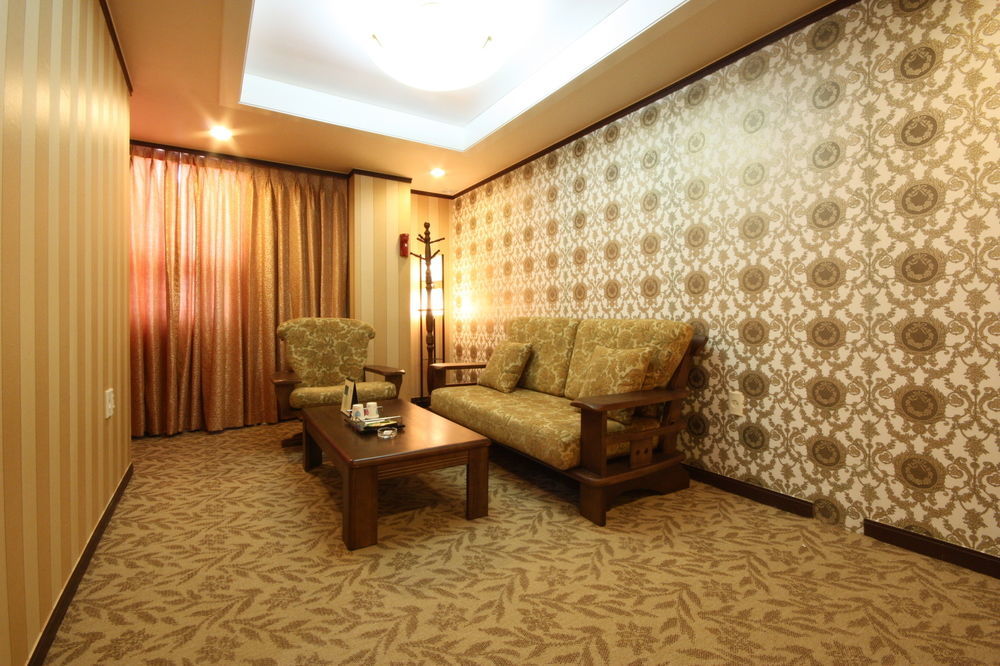 Gallery Tourist Hotel Cheongju Exterior foto